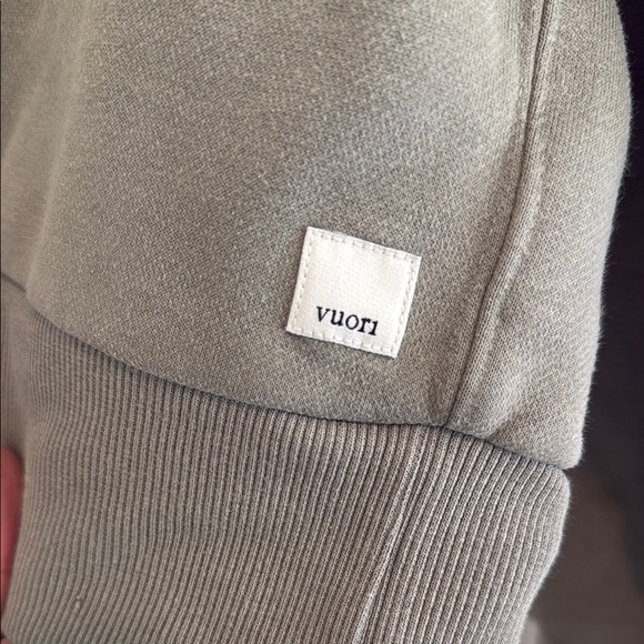 Vuori Restore Half Zip Hoodie Size Large - Picture 2 of 4